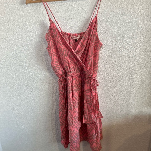Rebecca Taylor Dresses & Skirts - Rebecca‎ Taylor Pink Geometric Mini Dress